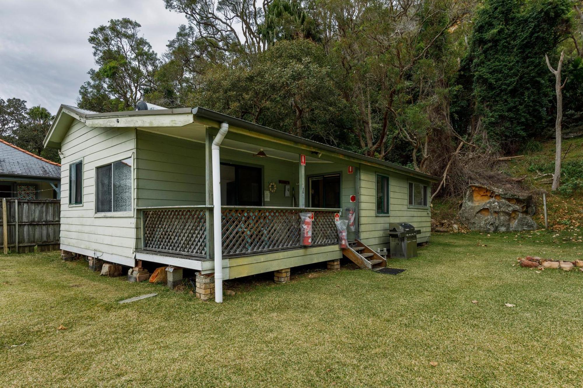 Currawong Beach Cottages Great Mackerel Beach Екстер'єр фото