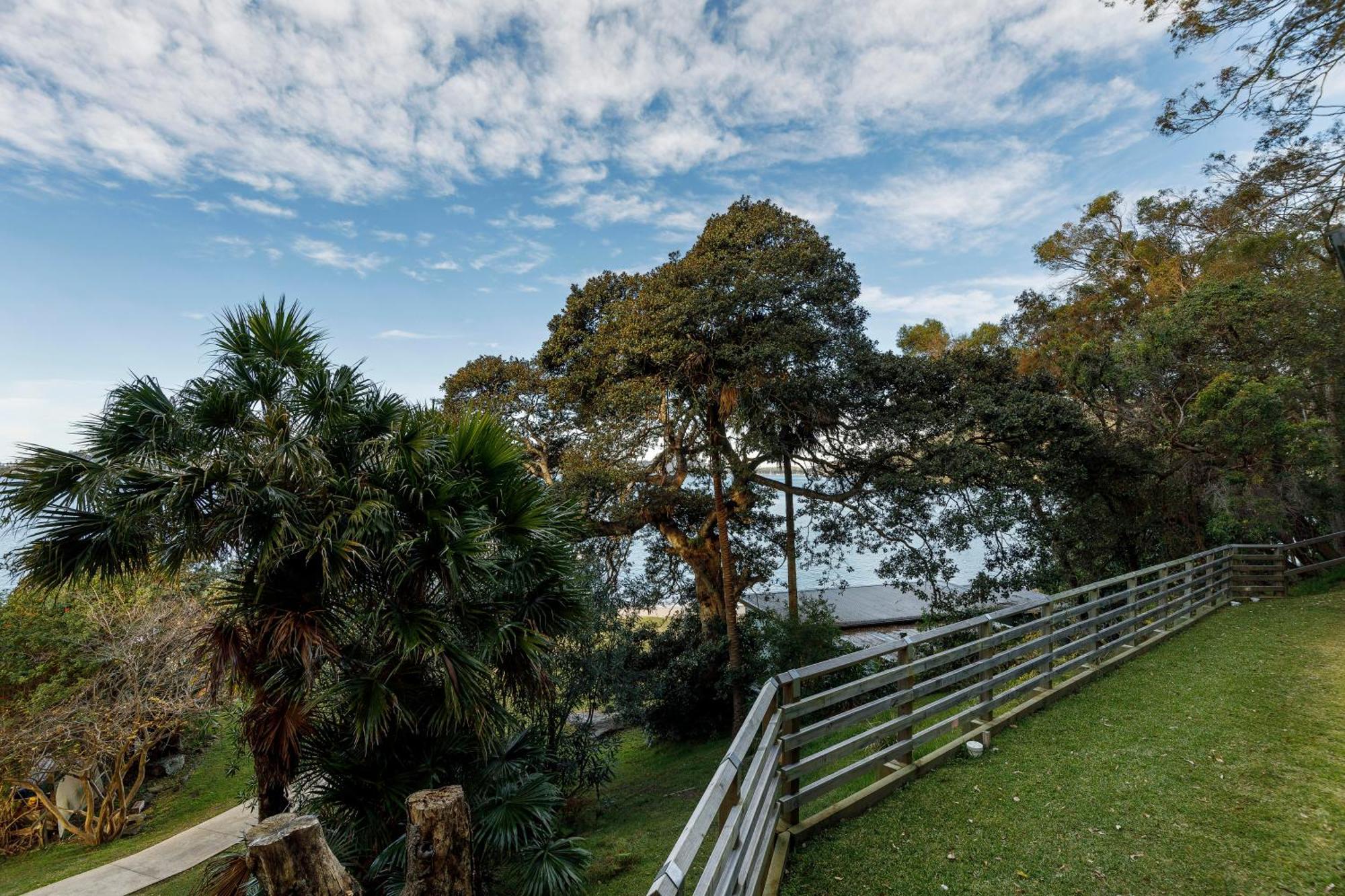 Currawong Beach Cottages Great Mackerel Beach Екстер'єр фото